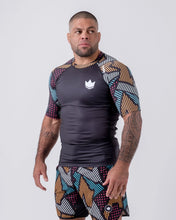 Lade das Bild in den Galerie-Viewer, Rashguard Kingz Patchwork
