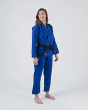 Lade das Bild in den Galerie-Viewer, Kimono BJJ (GI) Kingz Kore V2 Frauen -Azul -Weißer Gürtel enthalten
